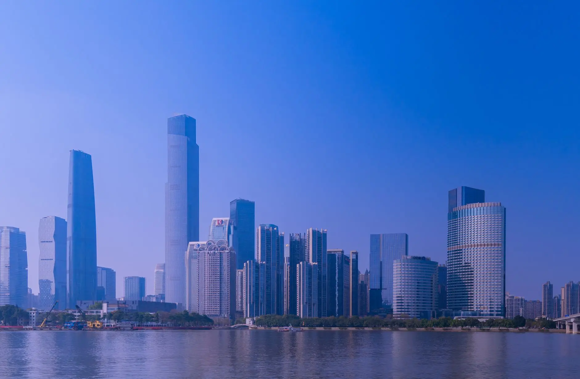 商业摄影中的空间摄影：重庆企业如何通过环境影像传递品牌质感