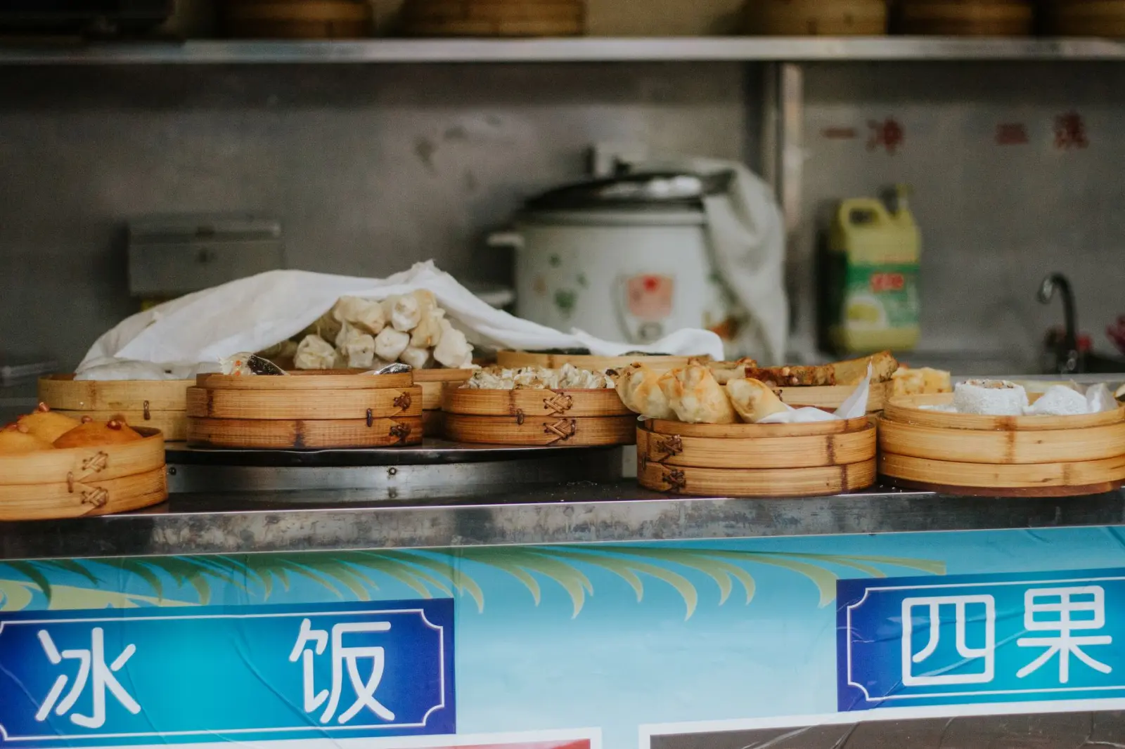 重庆商业空间摄影案例：不同业态的视觉呈现技巧