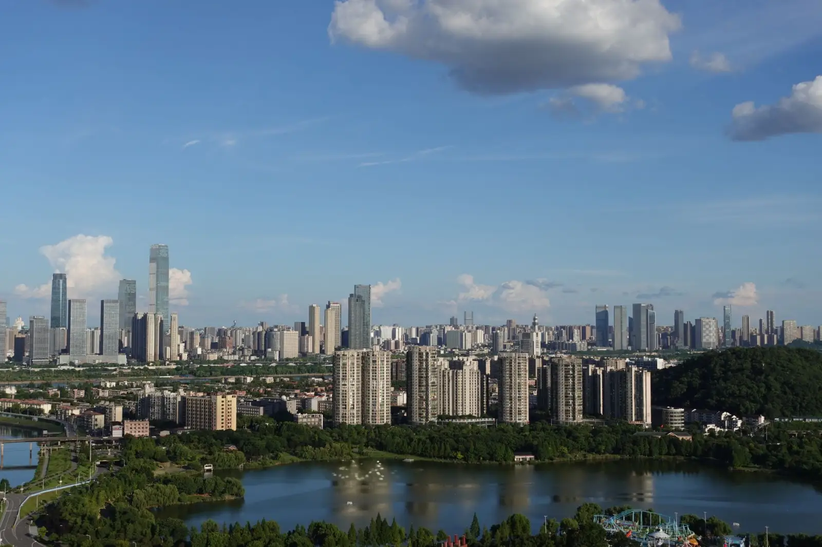 商业摄影中的静物拍摄技巧与光线运用深度解析